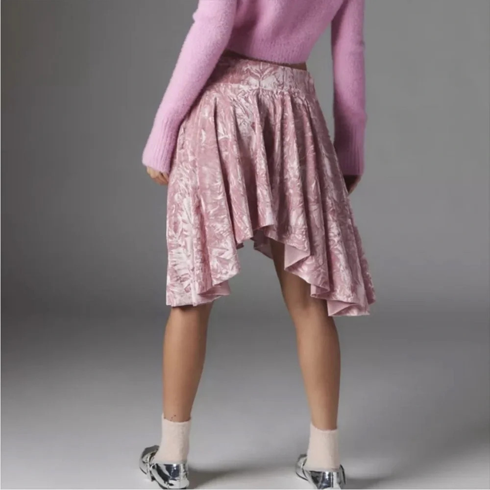 NWT new urban outfitters silence + noise SMALL pink velvet uneven hem skirt UO - Picture 15 of 15